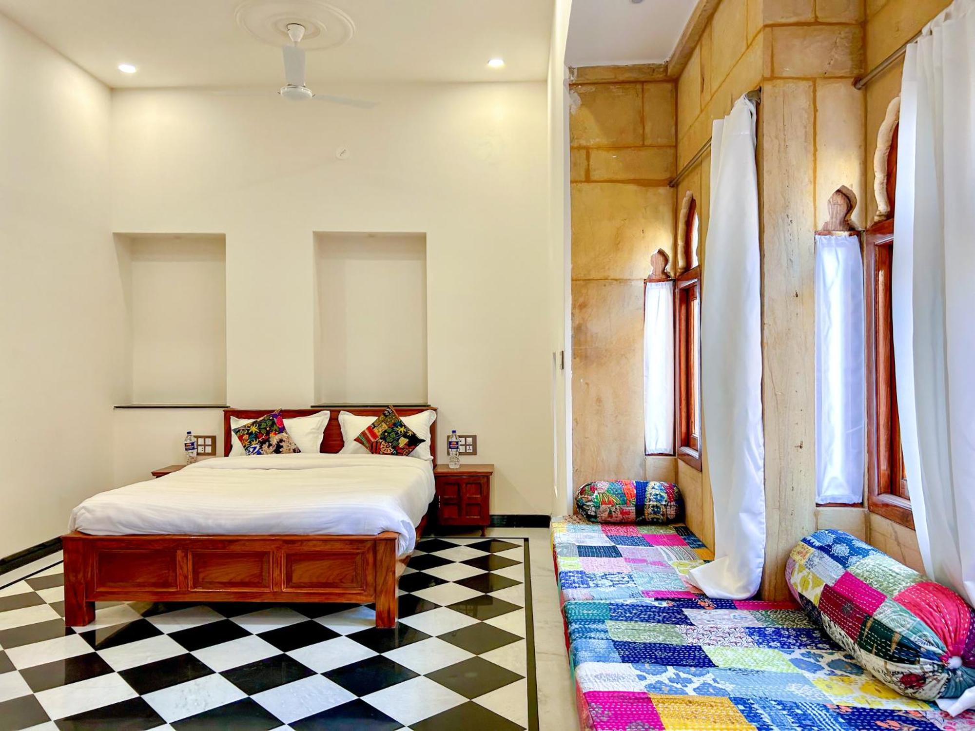 Hotel Vasudev Niwas Jaisalmer Εξωτερικό φωτογραφία