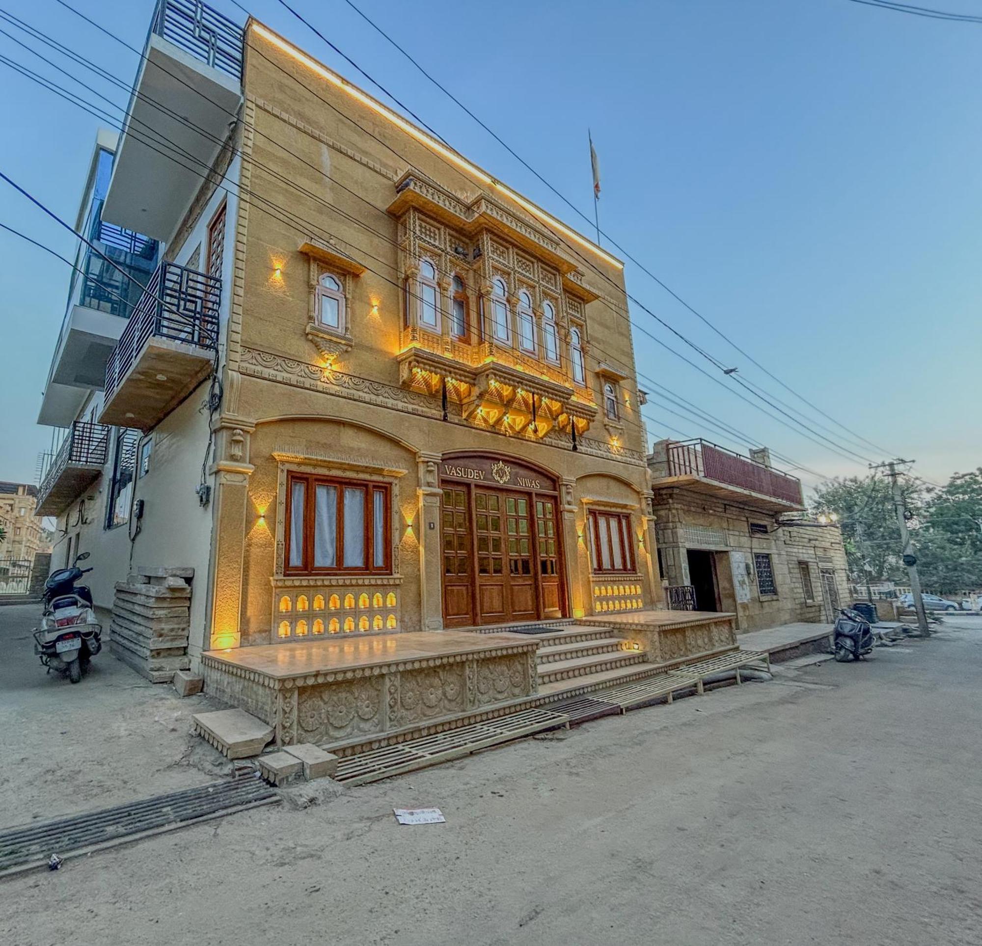 Hotel Vasudev Niwas Jaisalmer Εξωτερικό φωτογραφία